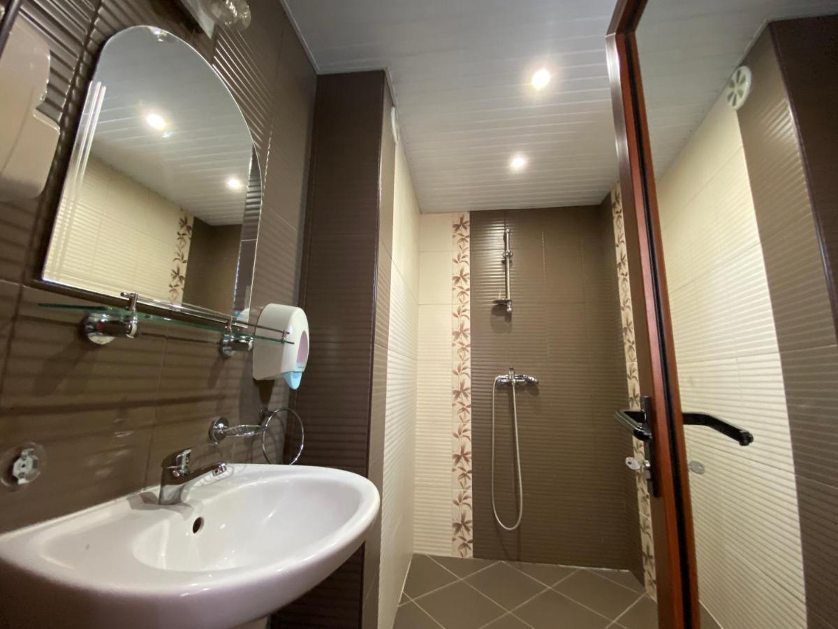 Family Hotel Kavrakovi พาเวลบันยา ภายนอก รูปภาพ