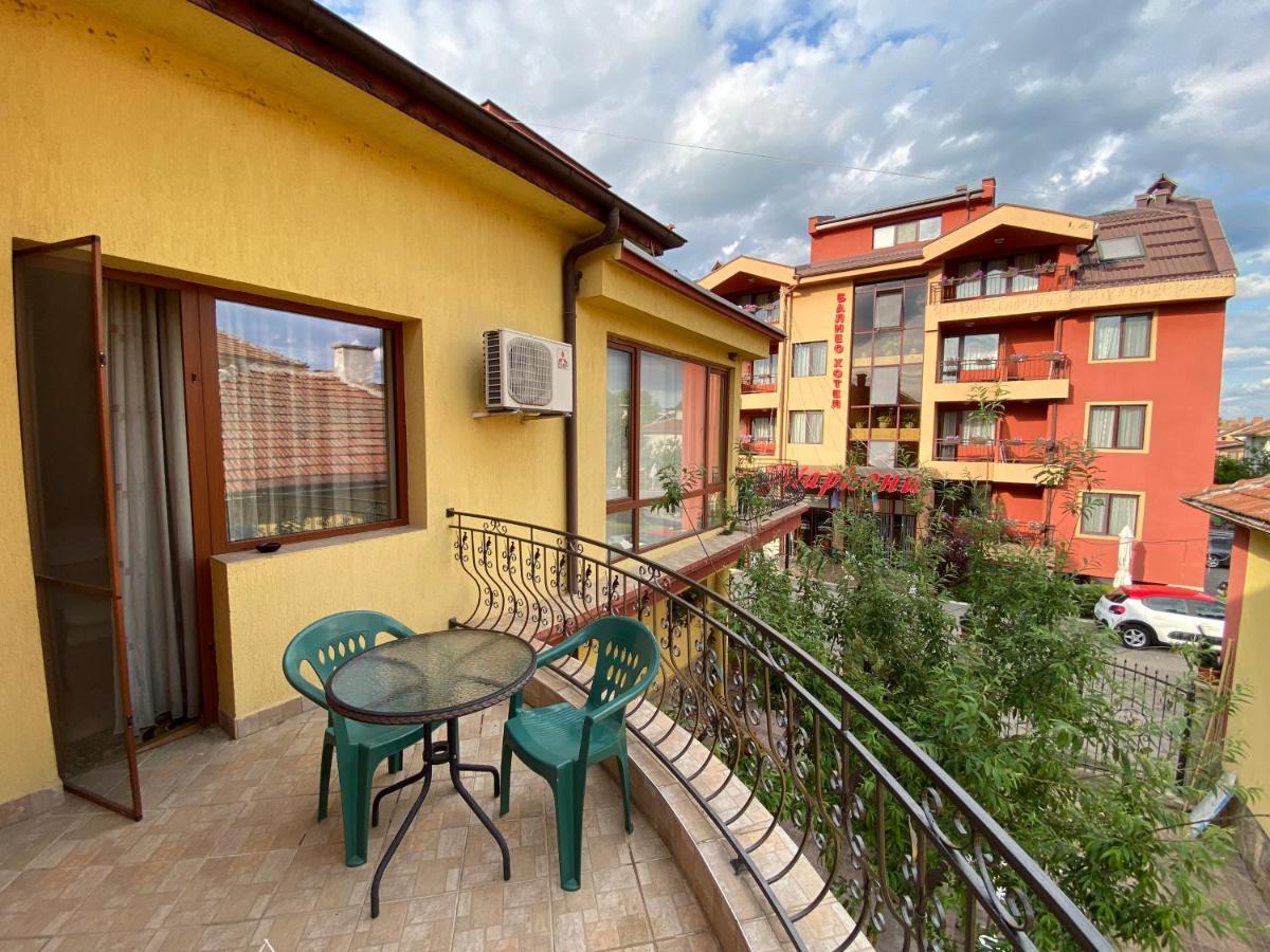Family Hotel Kavrakovi พาเวลบันยา ภายนอก รูปภาพ